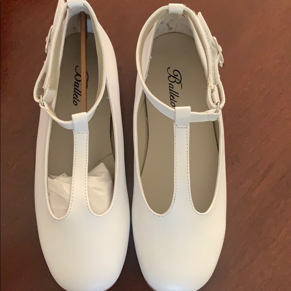 White shoes,  new.